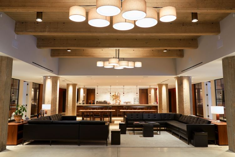 Hospitality & Hotels